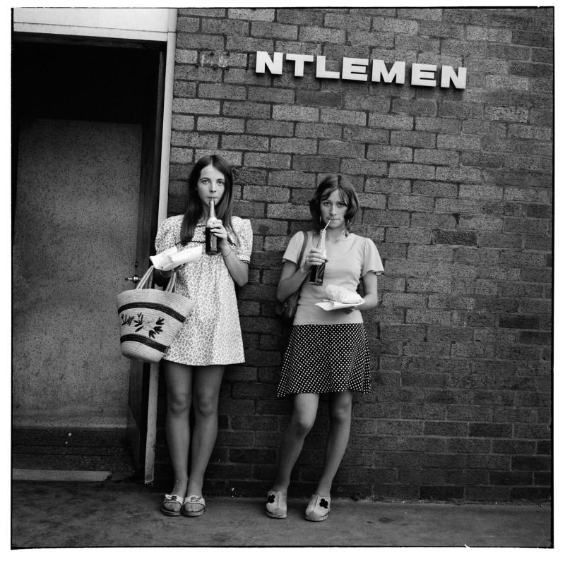 NTLEMEN, Cowley, Oxford, 1973 © Tom Wood, courtesy of the artist