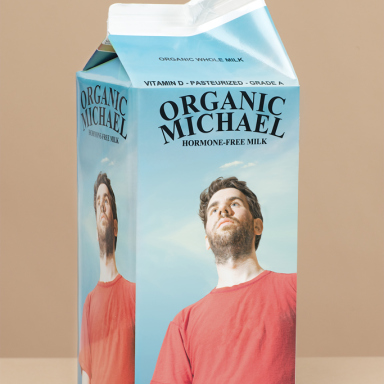 © Mike Mellia, Organic Michael Hormone Free Milk